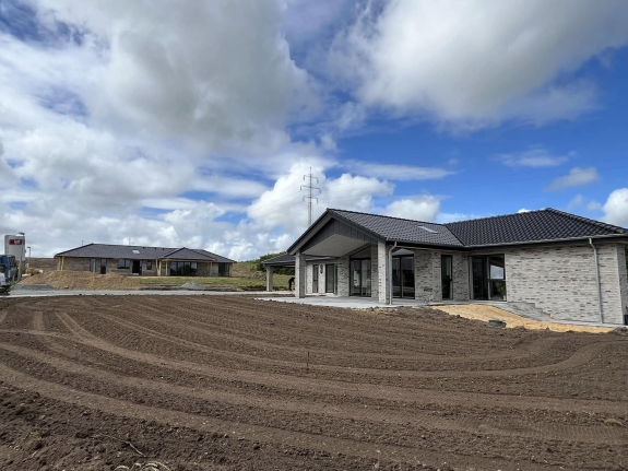 lægning af ny græsplæne