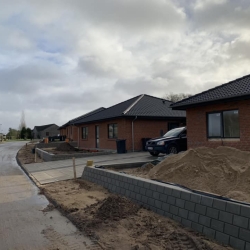 Opbygning af støttemur i Skive