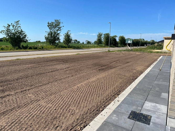 ny græsplæne til nybyggeri